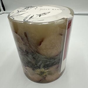 ROSY RINGS, SPICY APPLE BOTANICAL CANDLE, 5.5" TALL, 120 HRS, NEW Sealed